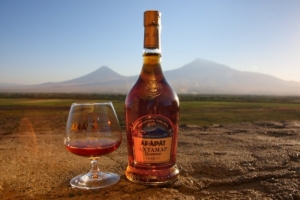 Традиционные армянские алкогольные напитки, которые стоит попробовать в Армении
