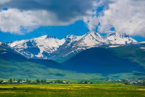 Уникальная Гора Арагац - кэмпинг в кратере горы!